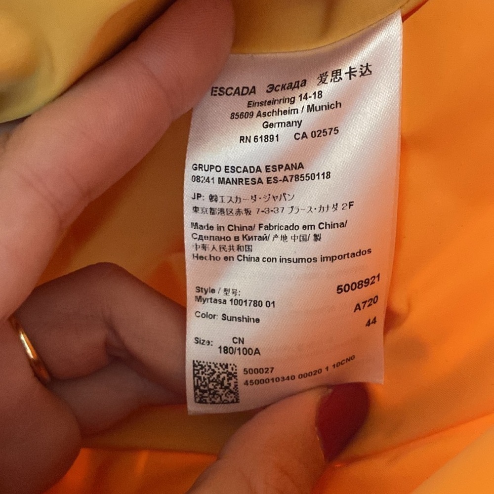 Escada Yellow Utility Jacket - Picture 9 of 13